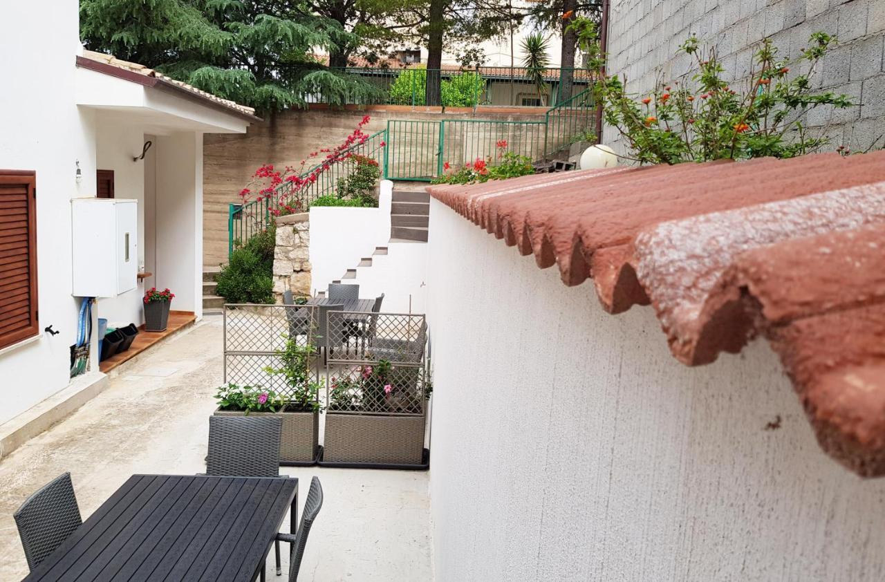 Appartamento Tra Mare E Montagna Baunei Bagian luar foto